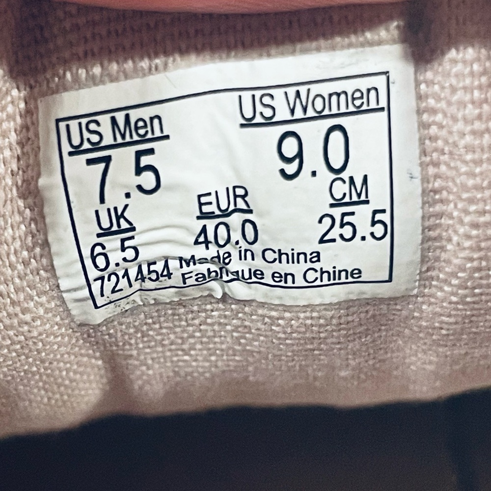 Rare Find! Vans Old Skool Light Pink Leather Men 7.5 | Wm 9 | EUC - Picture 5 of 12